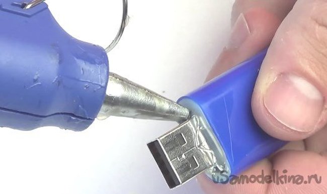 Как клеить пленку usb