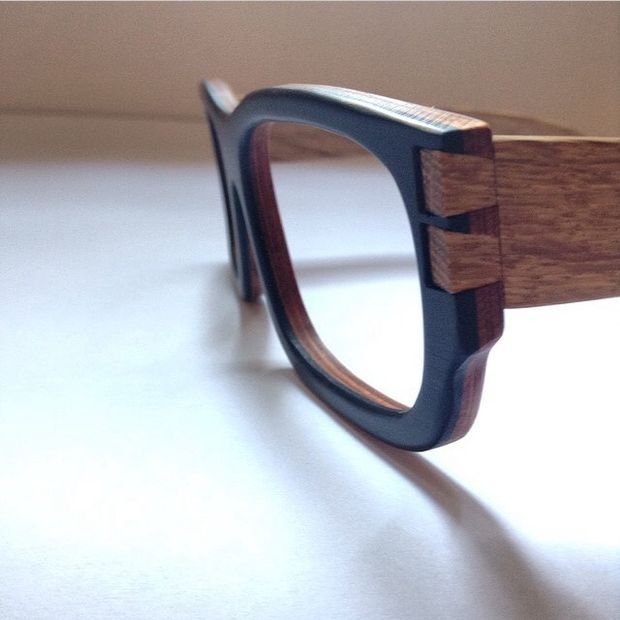 Почему деревянные очки столь популярны