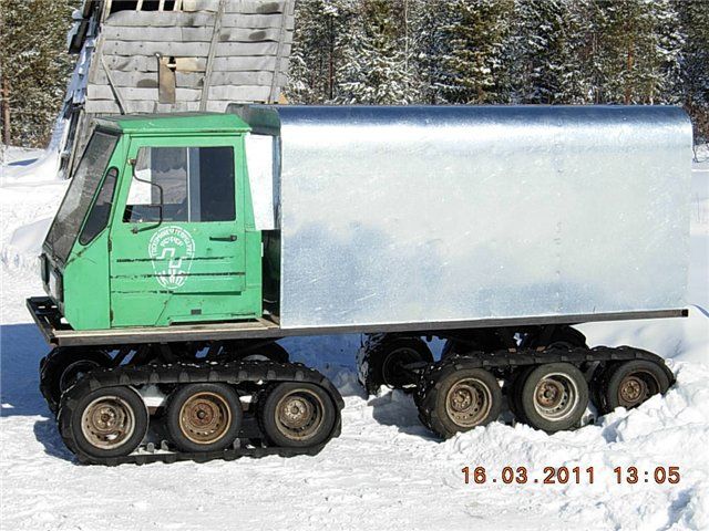 Четырехгусеничный вездеход «Кировец»