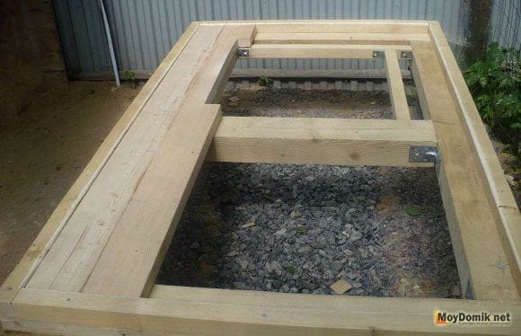 Душ из поликарбоната