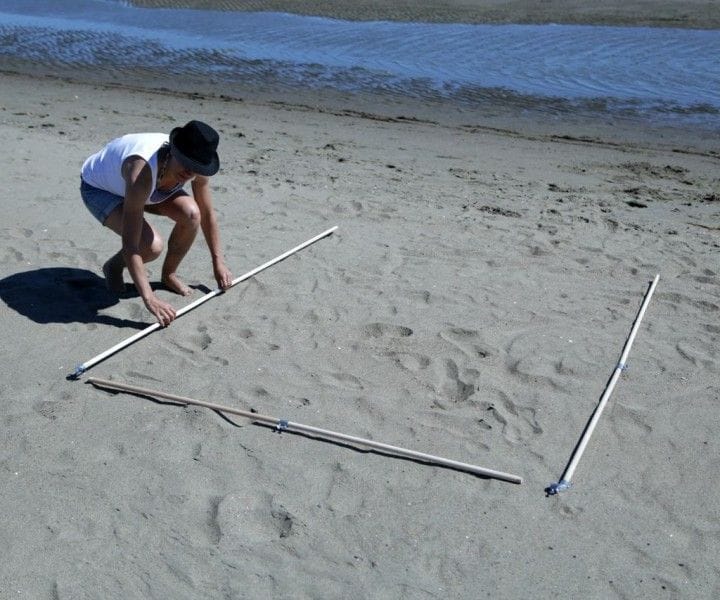 Как сделать пляжный навес от солнца своими руками
