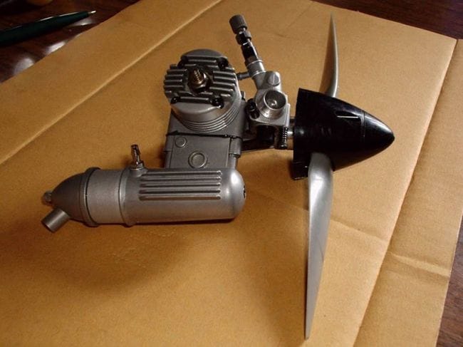 Как сделать двигатель для самолета из фанеры