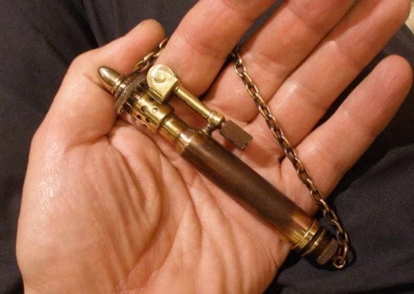 Делаем крутую зажигалку своими руками