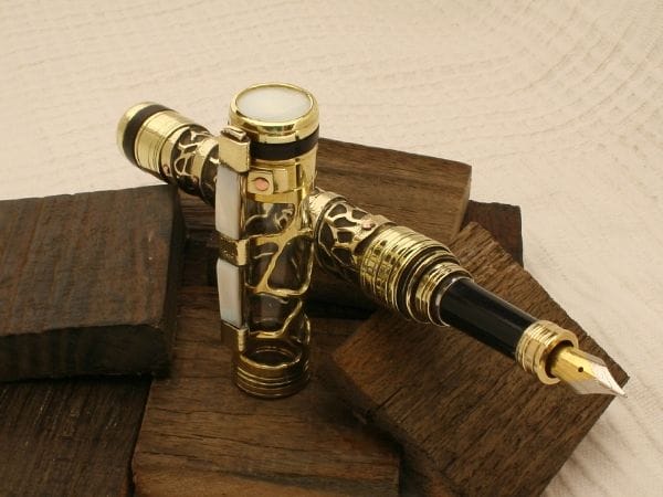 Эксклюзивная ручка в стиле стимпанк