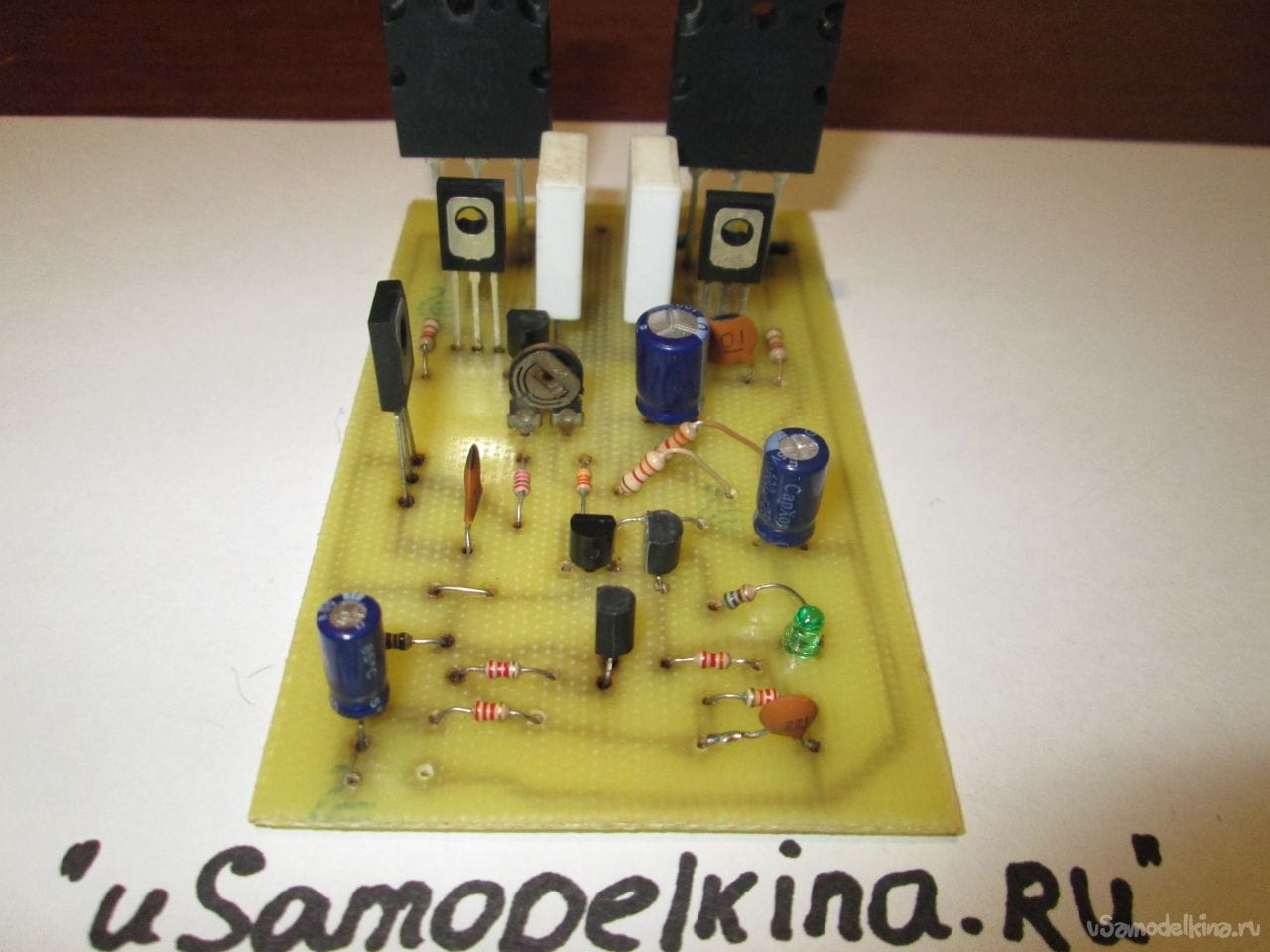 2SB B Transistor PNP V 8A 80W 10MHz ISOT93 — IMS-UA