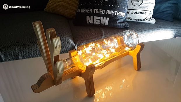 Простой самодельный светильник из бутылки