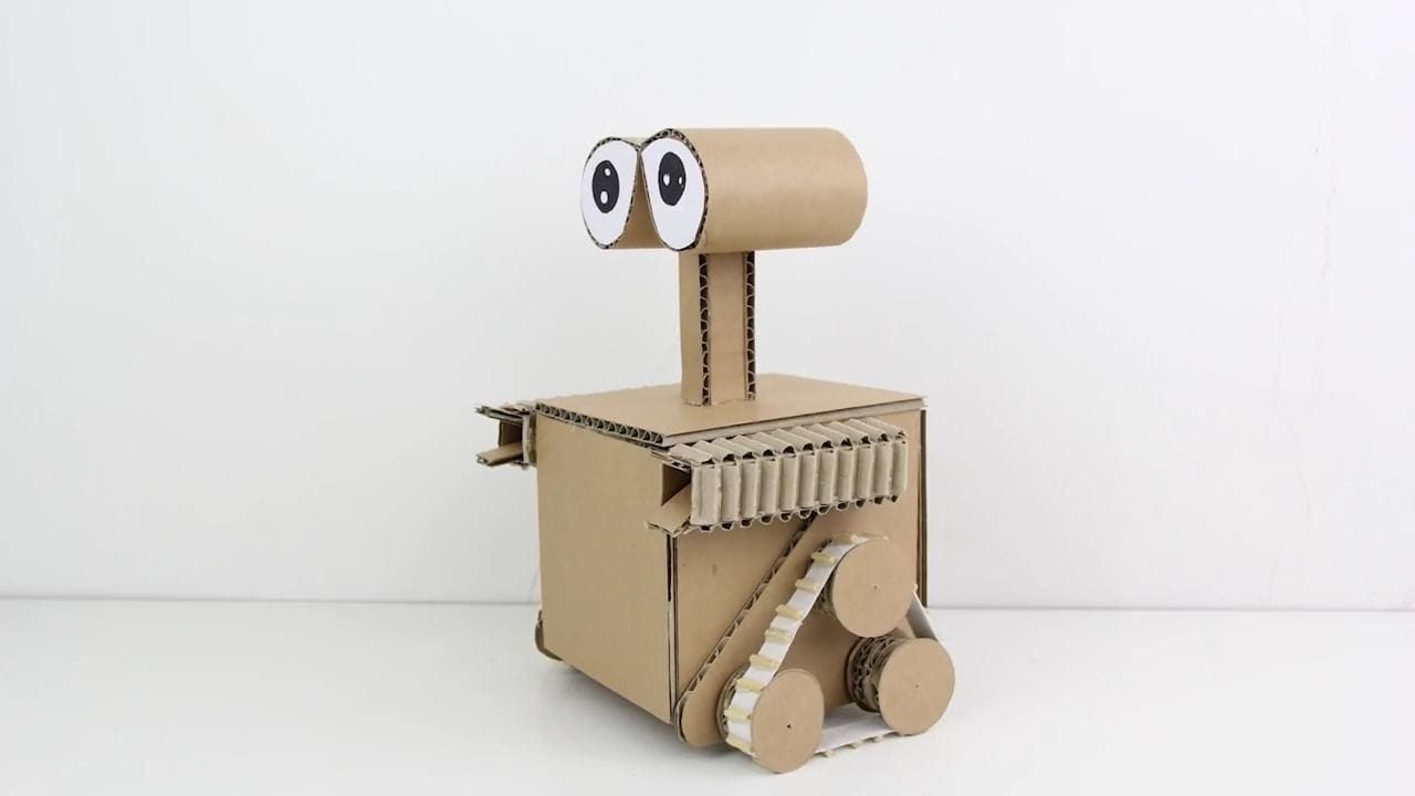 Как сделать робота своими руками из разных материалов? | Игрушки роботы для детей и взрослых