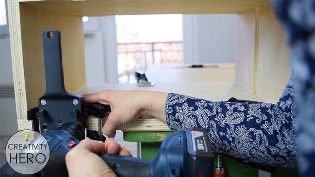 Как сделать стол трехногий