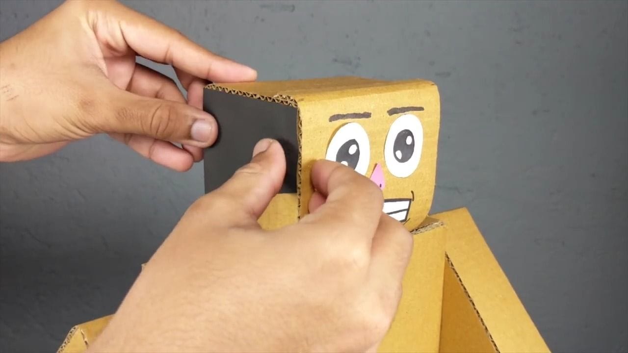 Робот из бумаги: делаем вместе с ребенком