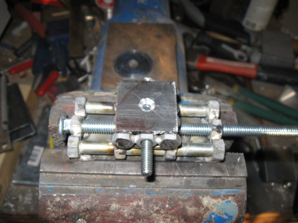 Суппорт токарного станка 1д601. Самодельный расточной станок по металлу. Суппорт станка своими руками. Суппорт токарного станка 1д601. Каретка суппорта токарного станка.