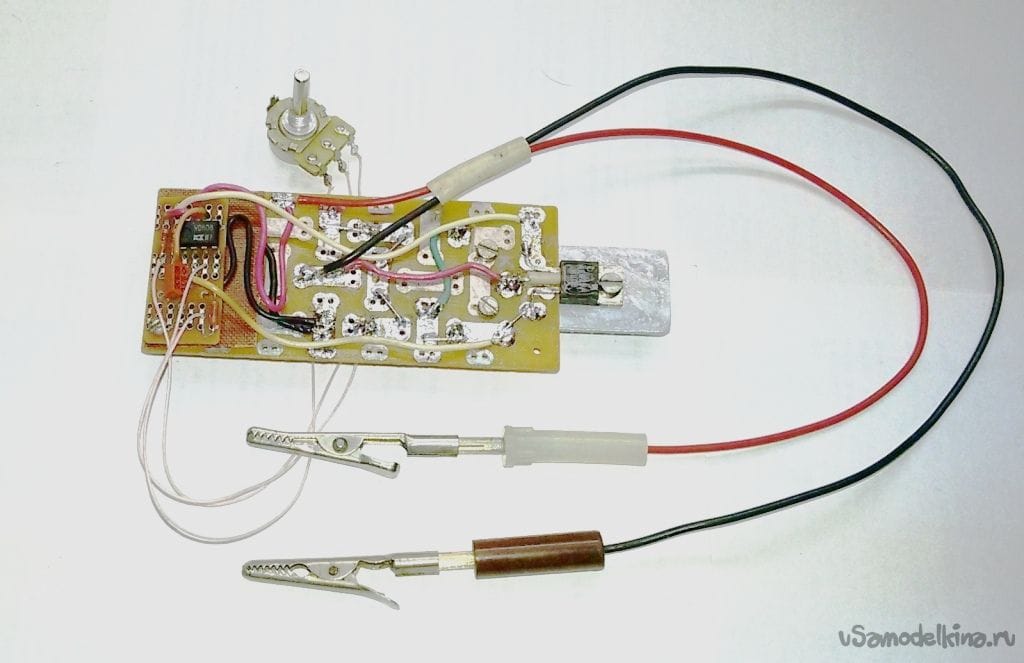 Зарядное устройство для NiMH и NiCd аккумуляторов с автоматической разрядкой. Схема
