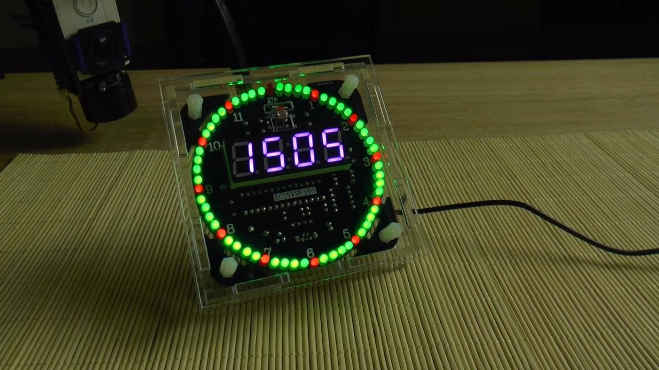 Собираем «дизайнерские» LED-часы из подручных средств