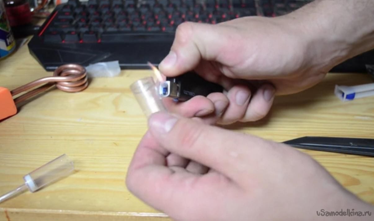 Самодельная трубка для курения. Курительные трубки самоделки. Самодельный охладитель для трубки. Как сделать трубку из подручных средств. Трубка из фольги для курения соли для новичков.