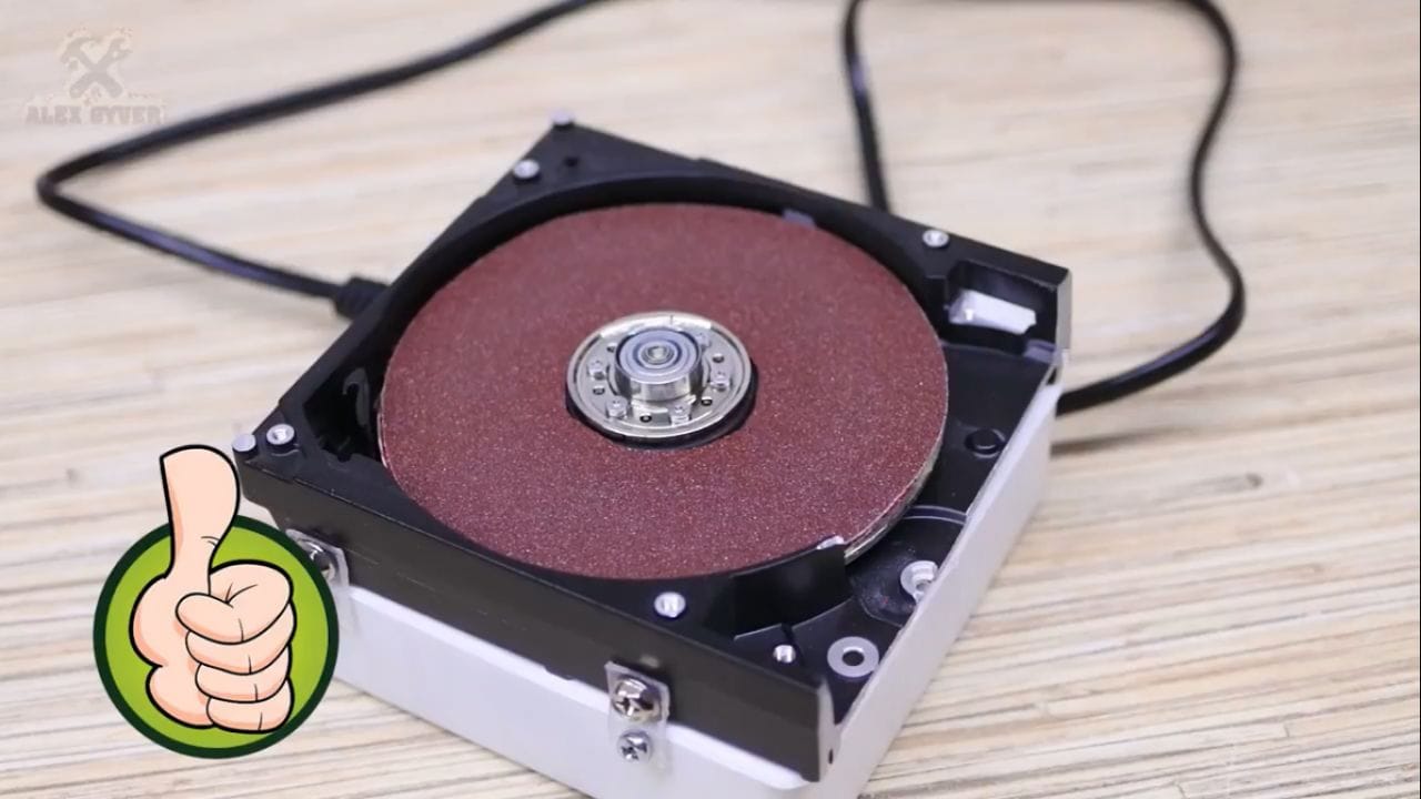 Как сделать поисковый магнит из жестких дисков