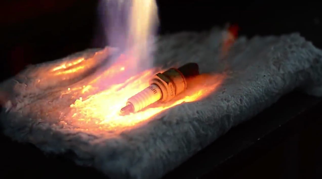 Сопло из свечи зажигания для пескоструя: как самостоятельно разобрать и использовать автомобильную свечку