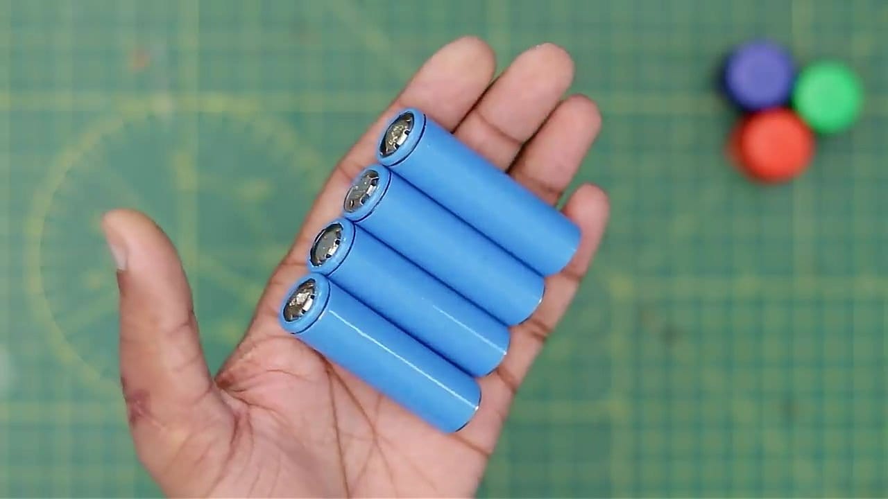 Power Bank с функцией беспроводной зарядки