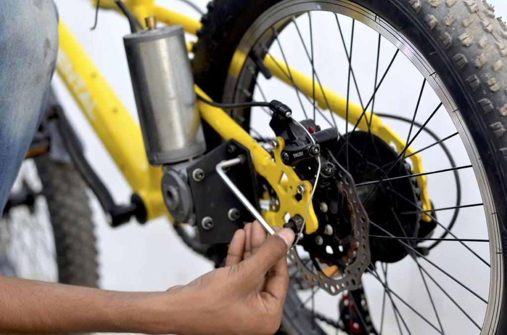 Установка на велосипед электродвигателя от раздвижных дверей