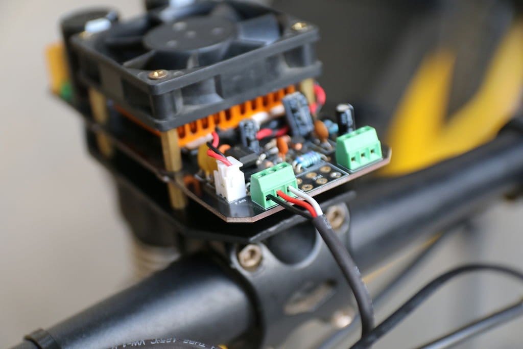 Установка на велосипед электродвигателя от раздвижных дверей