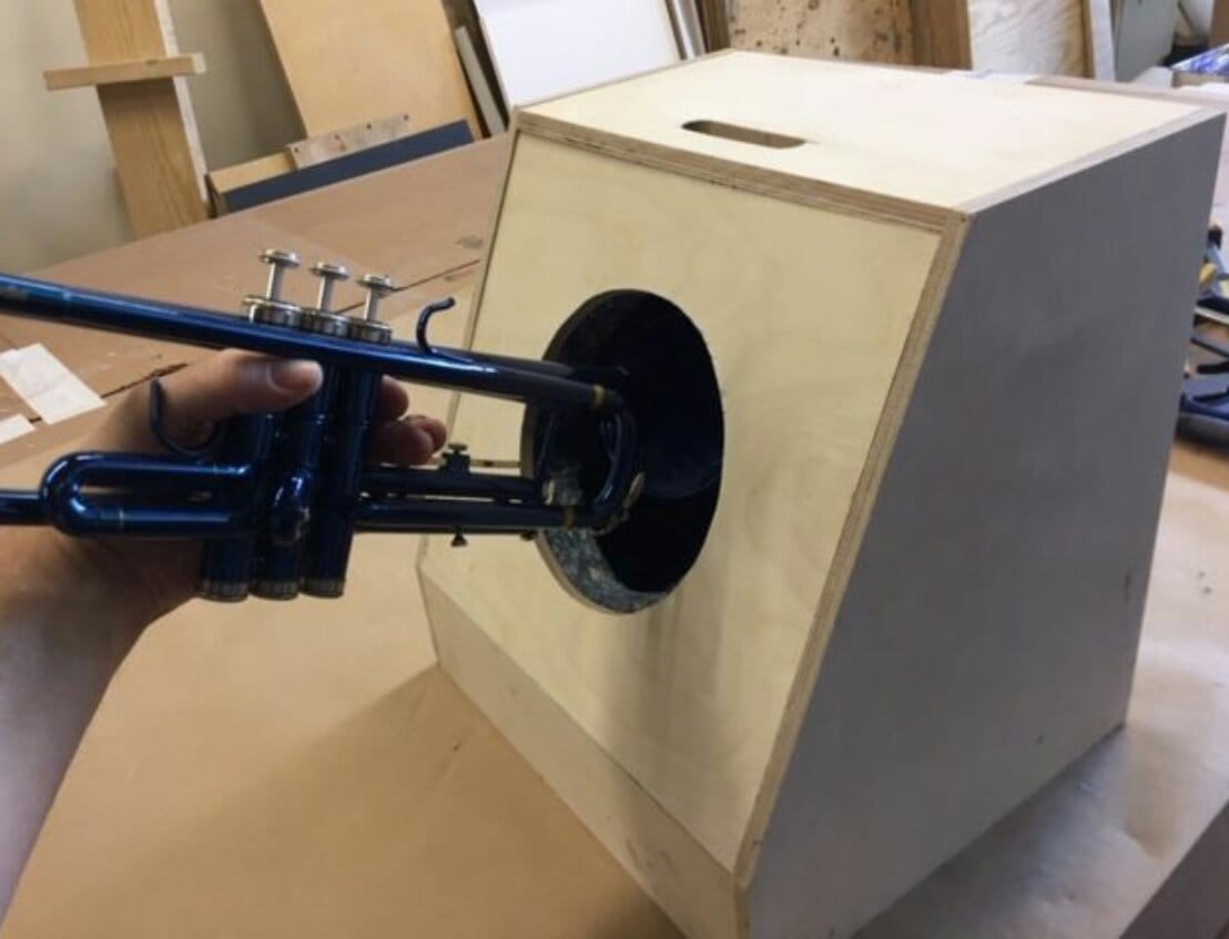Звукопоглощающий короб для компрессора