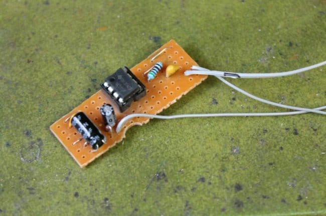 Источник отрицательного напряжения