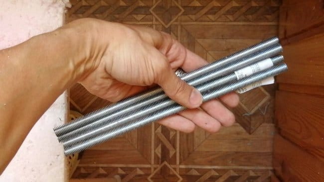 Мощный зажим из ПВХ-трубы