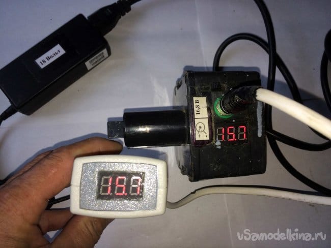 блок аккумуляторов с цифровым вольтметром
