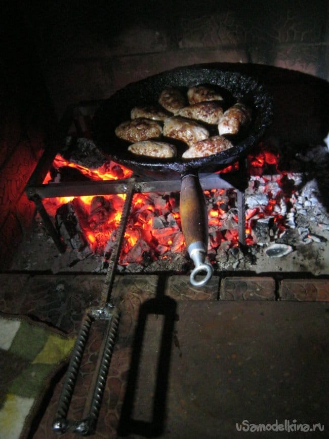 Простой таганок для камина