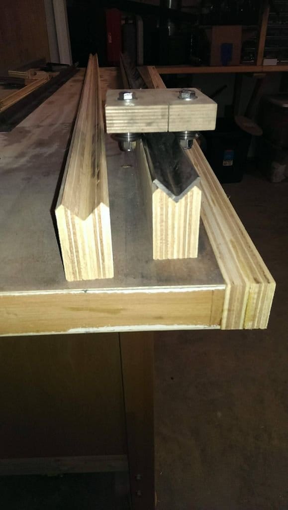 Дешевый фрезерный ЧПУ-станок