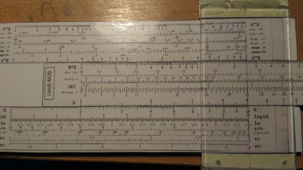 Как пользоваться линейкой. Логарифмическая линейка как пользоваться. Расчетная линейка. Многофункциональная логарифмическая линейка.. Логарифмическая линейка с формулами.