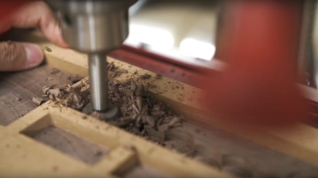 Настольный органайзер из дерева