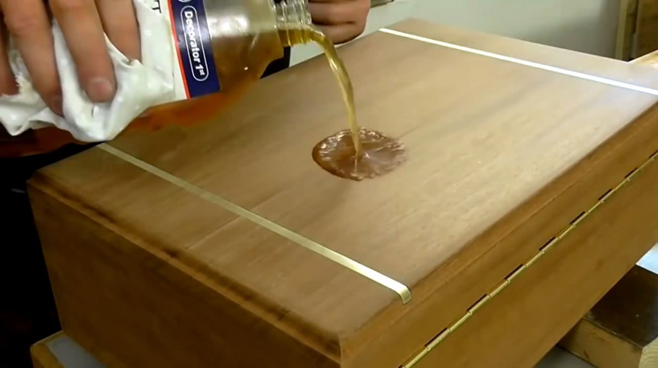 Можно ли сделать масло для обработки древесины самостоятельно